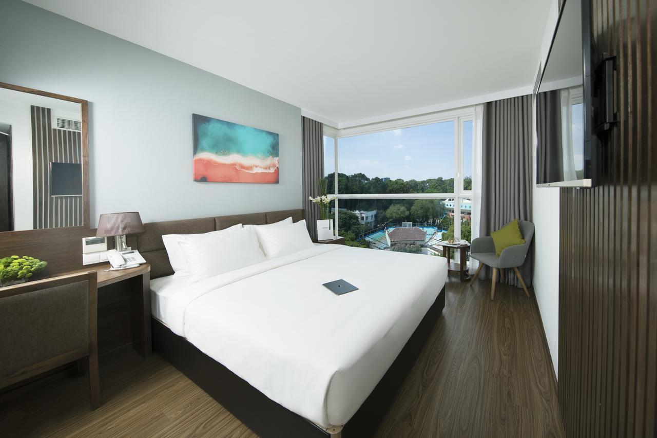 The Blue Hotel Ho Chi Minh-stad Buitenkant foto